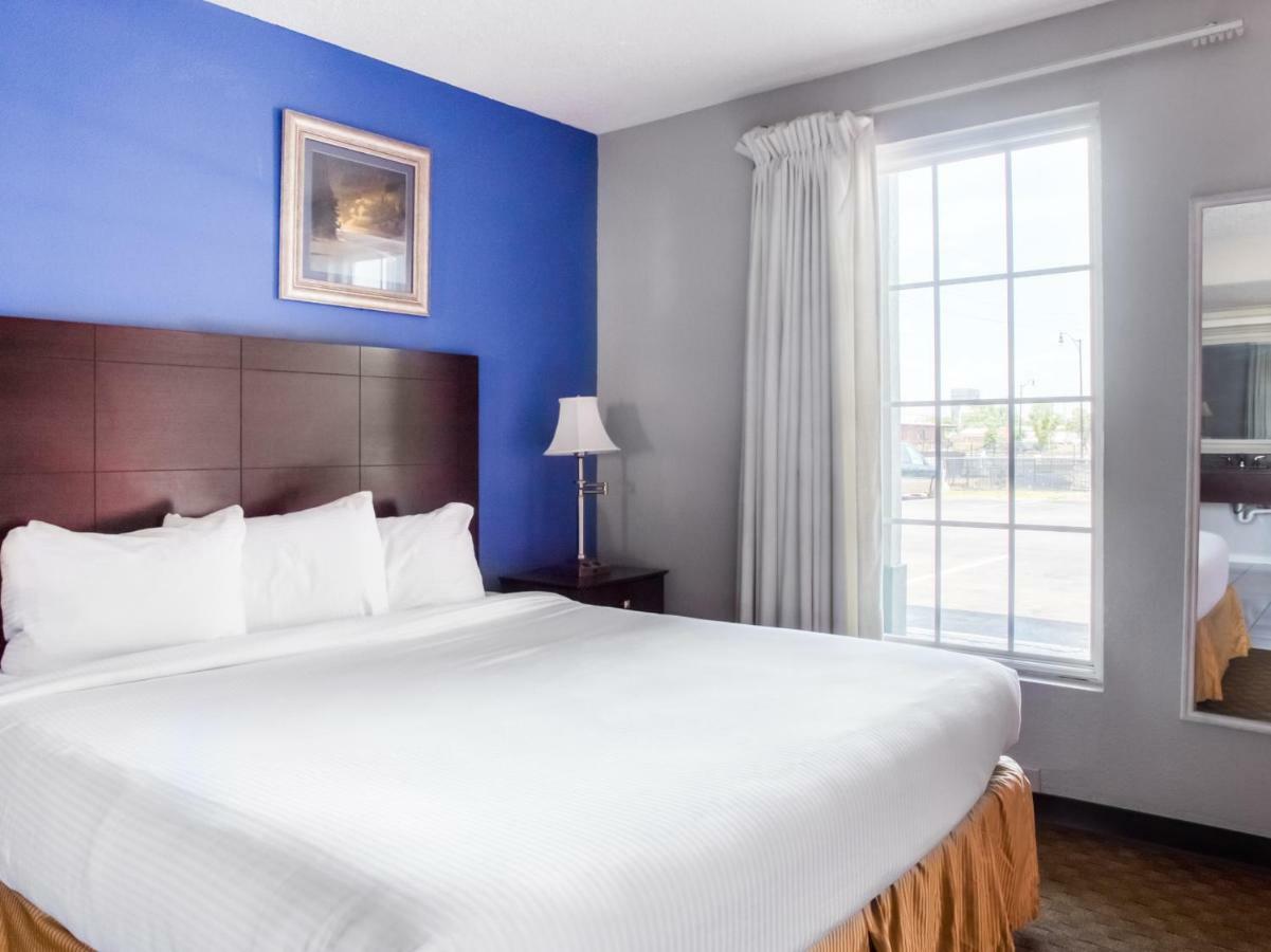 Oyo Hotel Augusta Downtown מראה חיצוני תמונה