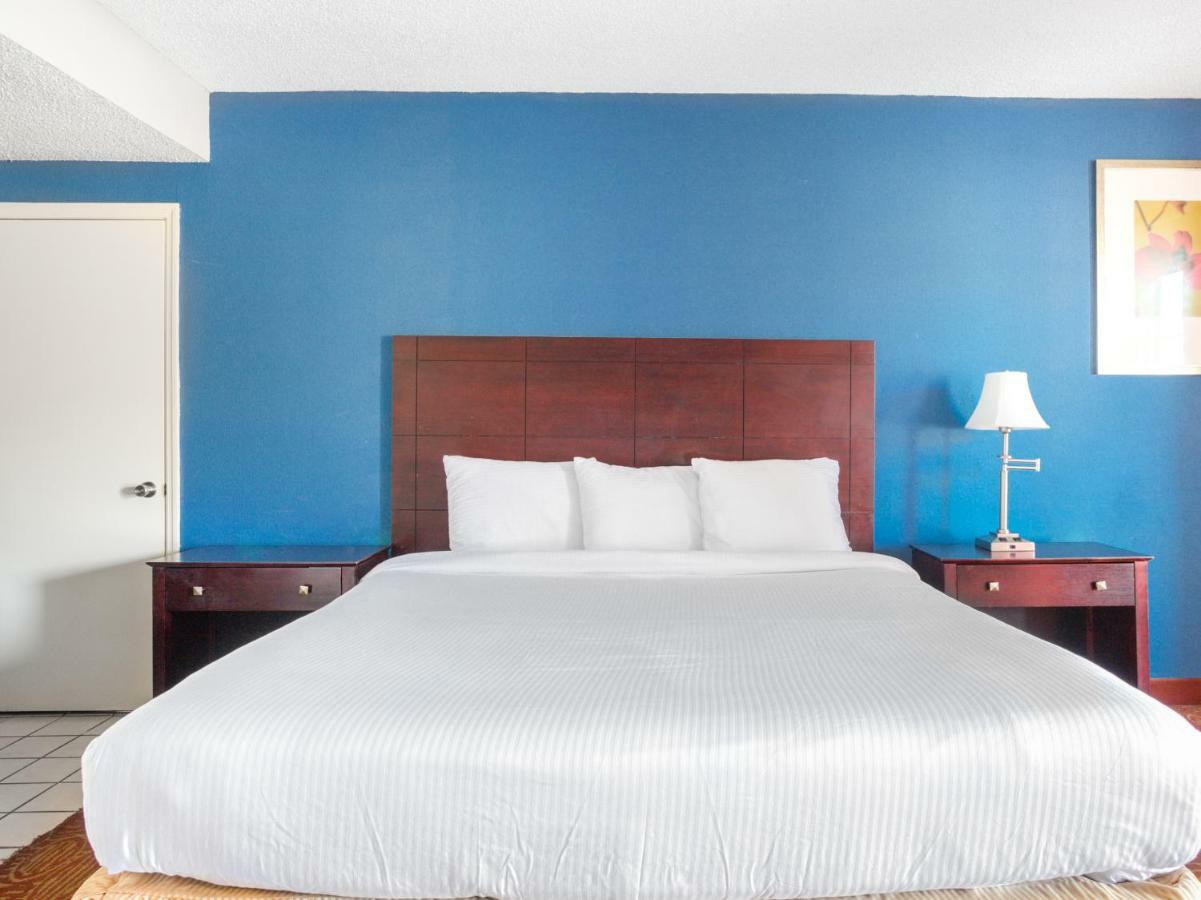 Oyo Hotel Augusta Downtown חדר תמונה